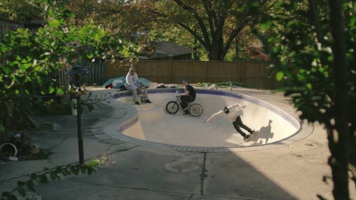 DC Downhill Club – Pool Skateboarding Session