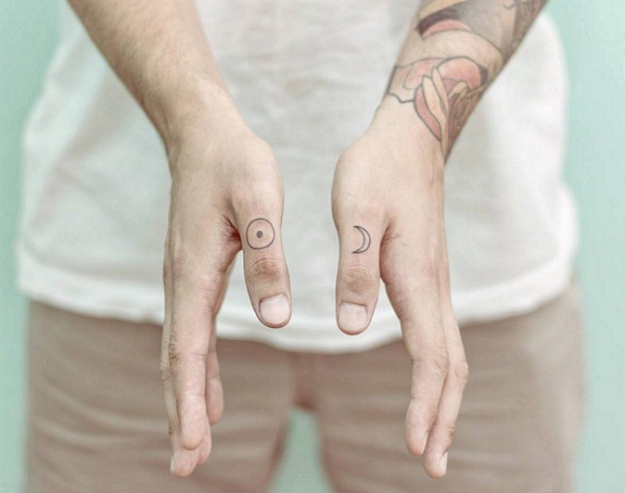 fingertattoo-7