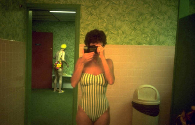 Photographer Captures the Ladies Rooms Around the World