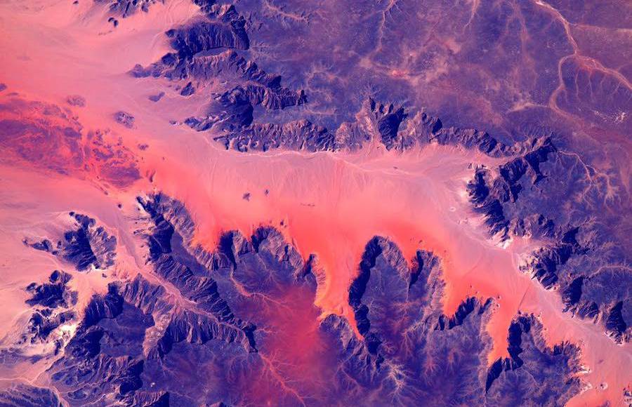 Beautiful Space Pictures Taken by Astronaut Scott Kelly