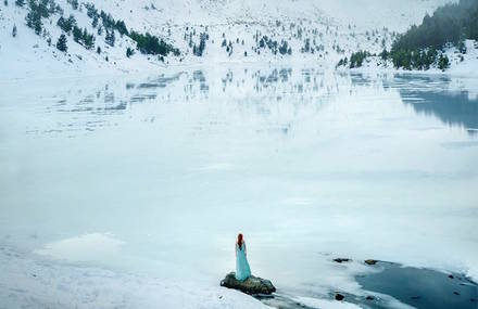 Wandering People in Empty Landscapes