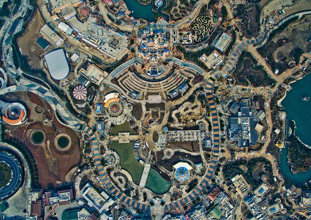 Aerial Pictures Of The Shanghai Disneyland Theme Park5