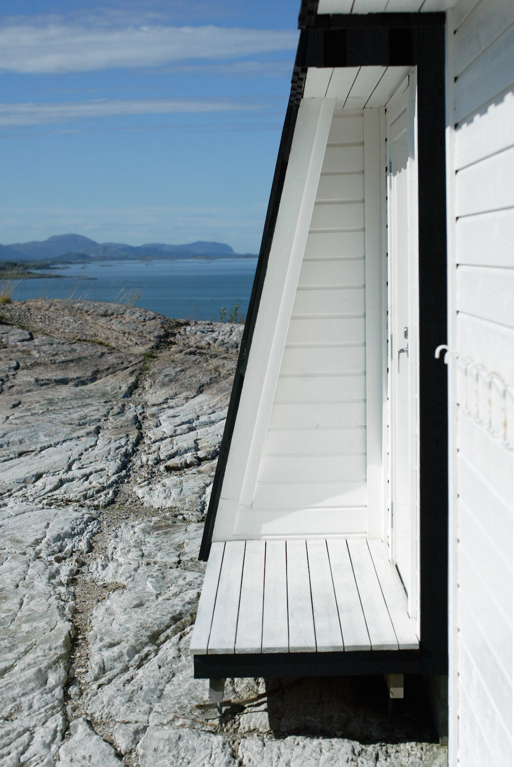 Architect House Built in a Norwegian Fjord-5