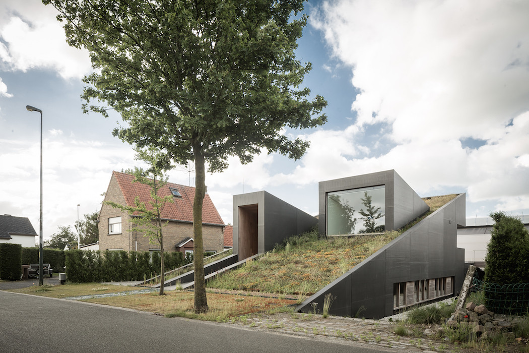 Geometric Half-Subterranean House in Belgium-2