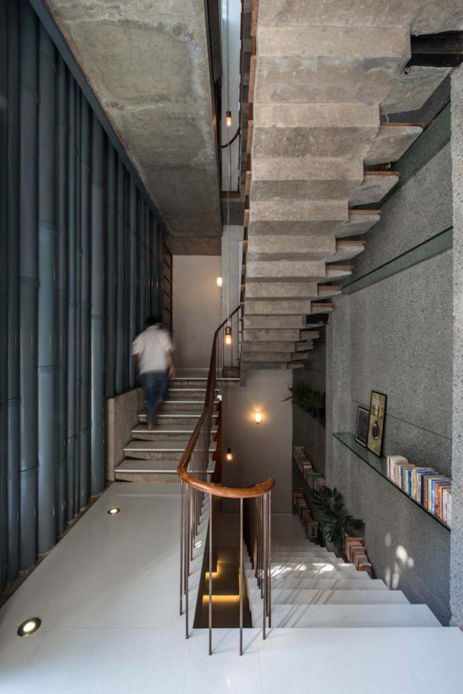 High-Standard House Built with Recycled Materials in Mumbai14