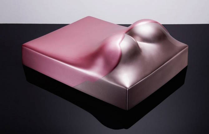 Naomi Campbell’s Taschen Anthology Book