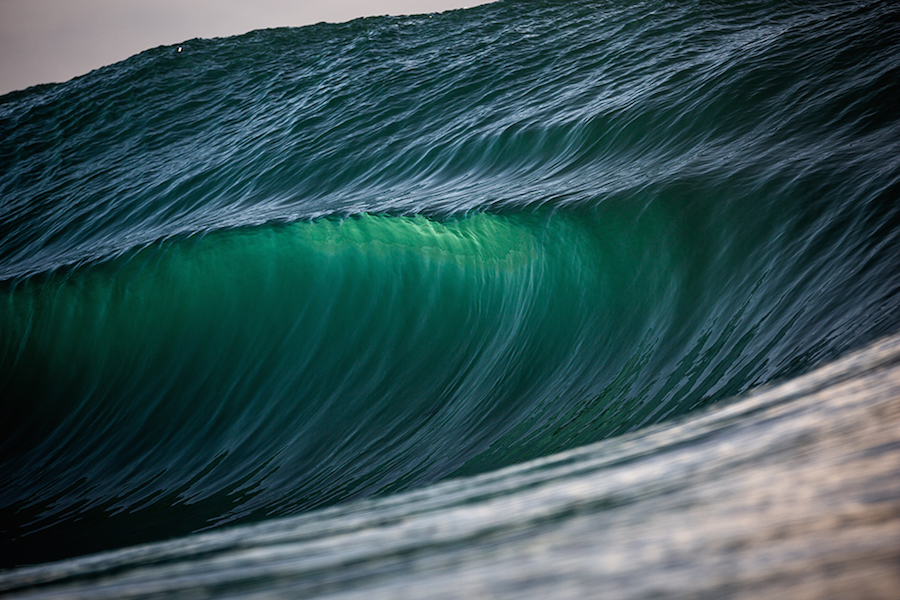 Superb Photographs of Waves About to Break6