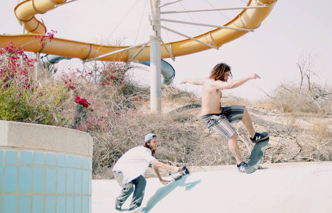 Aesthetic Skateboarding & Fashion Vibes