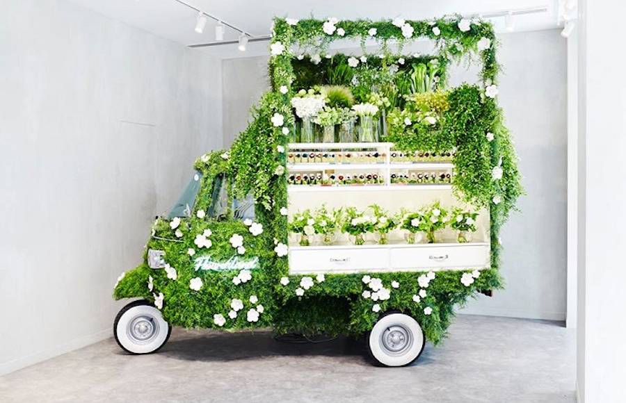 Vintage Vehicle Turned into a Fantastic Pop-Up Flower Shop