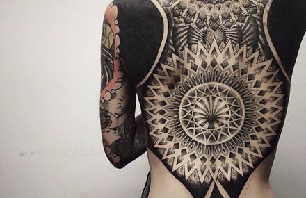 The Blackout & Bold Tattoos Trend