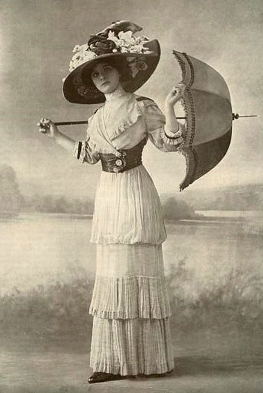 thebeautyofwomencaptured100yearsago-12