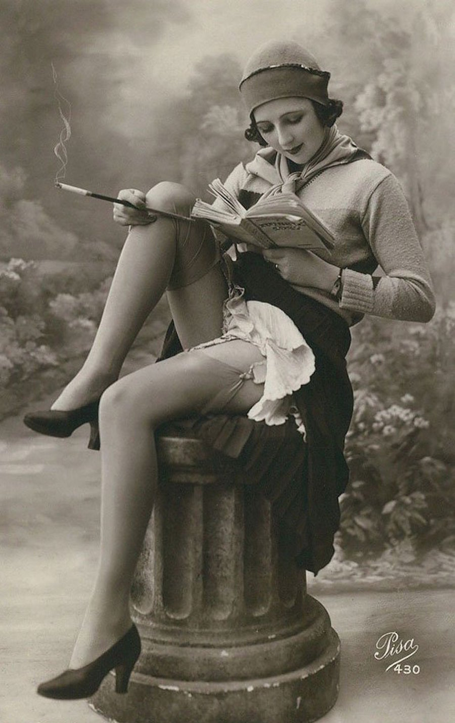 thebeautyofwomencaptured100yearsago-18