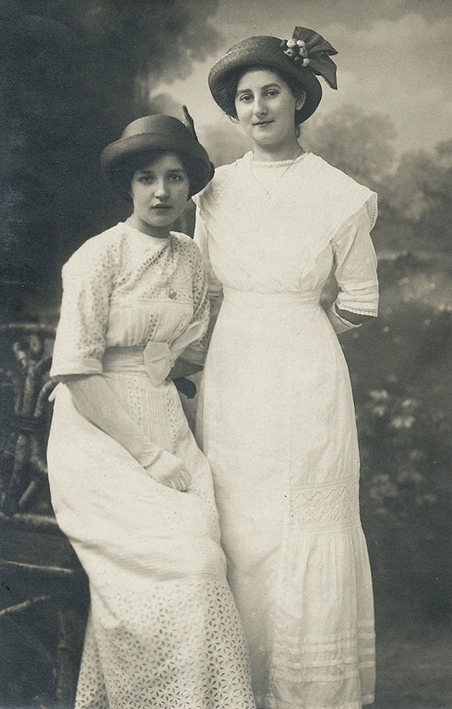 thebeautyofwomencaptured100yearsago-22