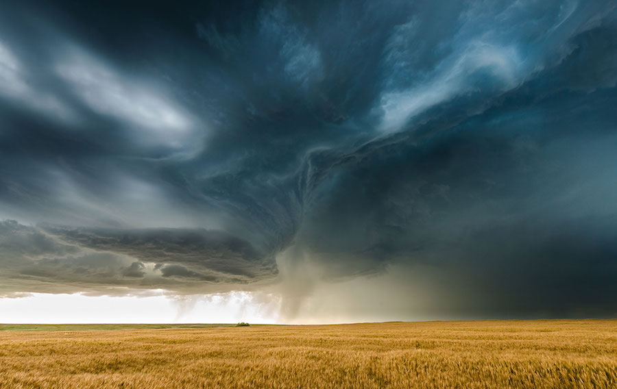 Breathtaking Pictures of Tornados in the U.S.14