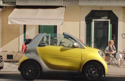 Dynamic and Urban Ad for the New Smart ForTwo Cabrio