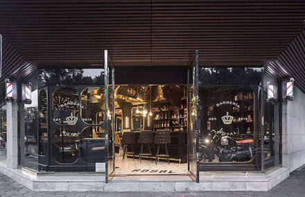 Gold and Black Barbershop in Mexico City