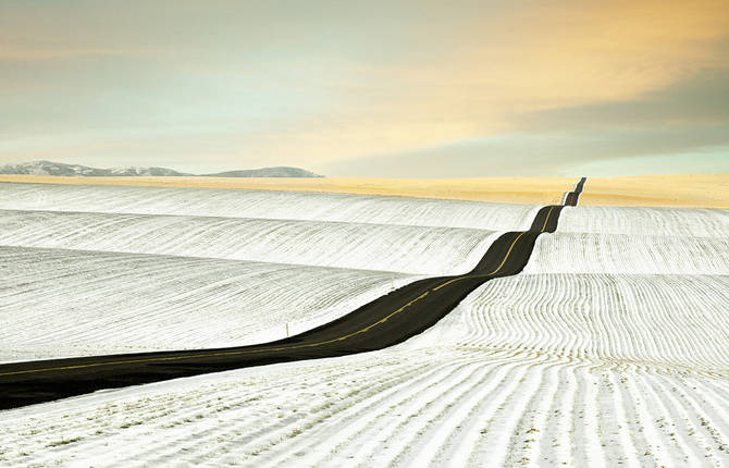 Poetic Pictures of Empty Roads