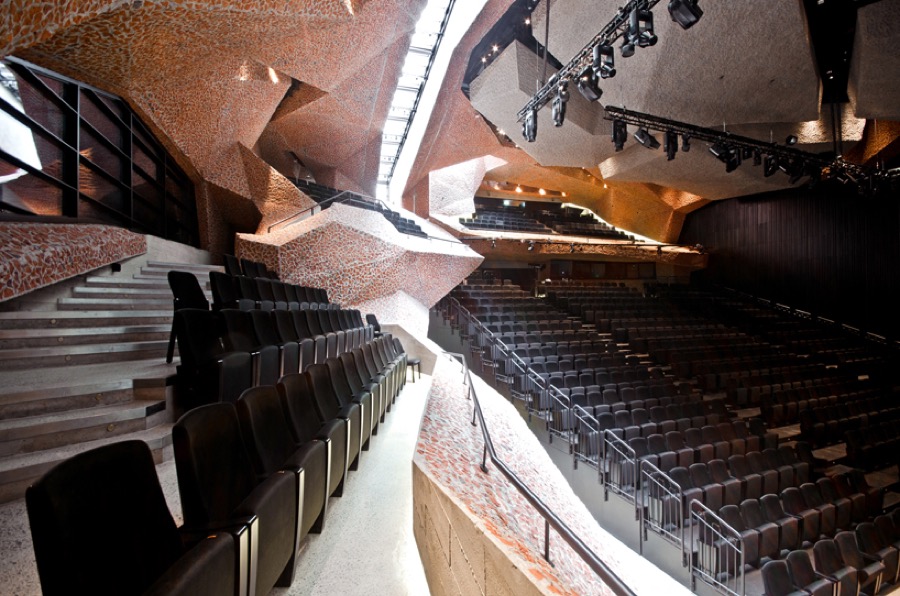 geometricalauditorium8