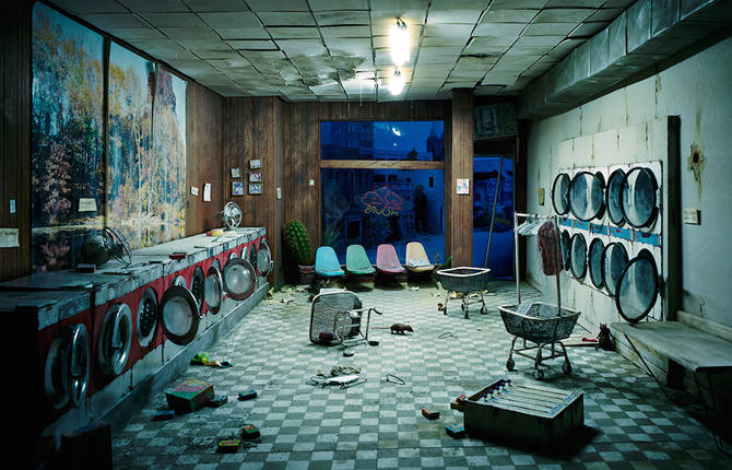 Creating Tiny Apocalyptic Rooms