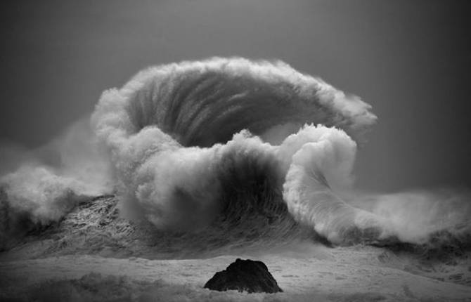 Amazing Photos of Crashing Ocean Waves