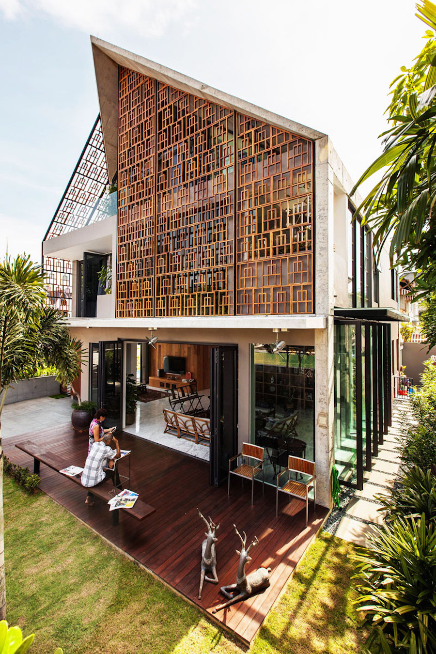 Architectural House Equipped with Teak Screens1