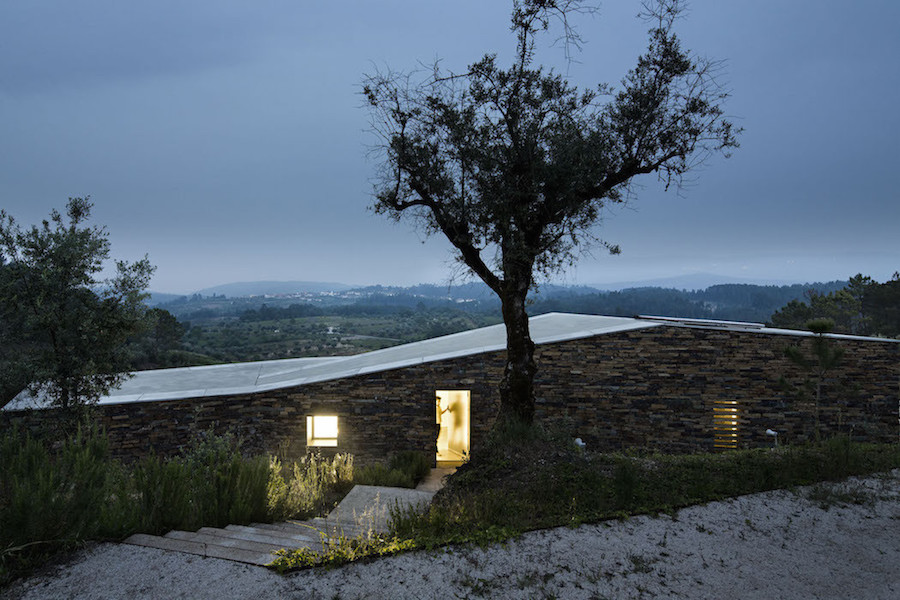 Architectural Zig Zag Holiday House in Portugal12
