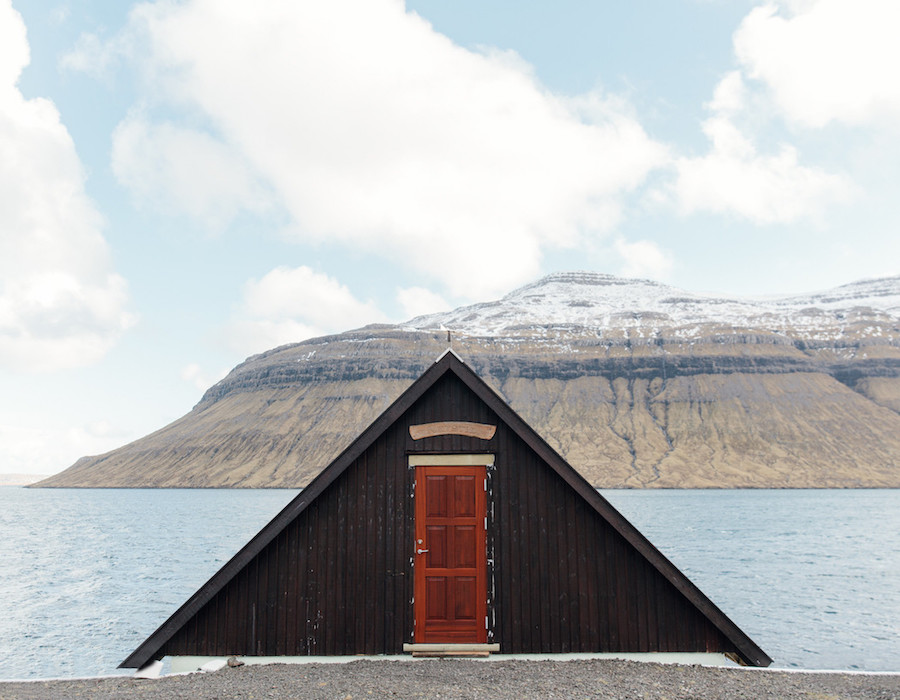 Hitchhiking in the Faroe Islands6