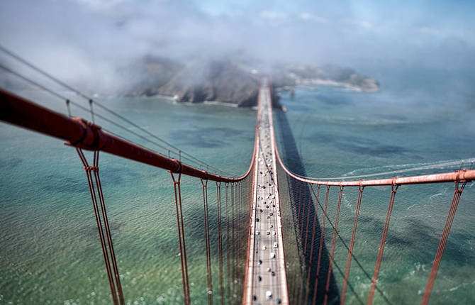 Awesome Photographs taken from the Top Of The Golden Gate Bridge