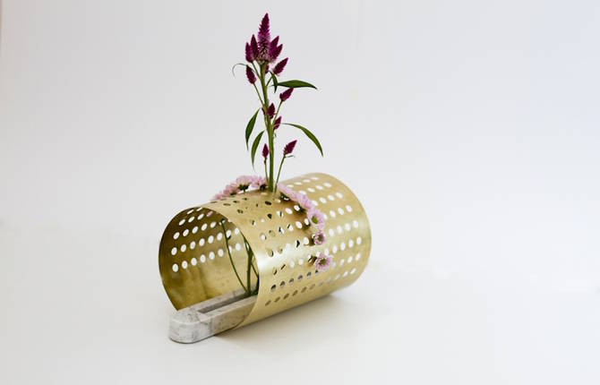 Beautiful Ikebana-Inspired Vases Design