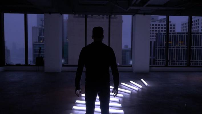 Amazing Light Art Performance by Javier Martin