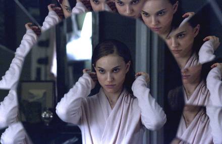 Women & Men Characters Facing Mirrors in Movies