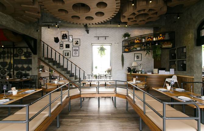 Restaurant Interior Design Like a Teddy Bear Factory