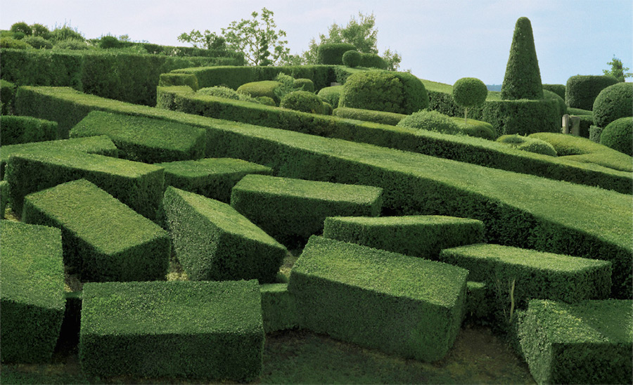 Strange and Surreal Topiary Gardens in France1