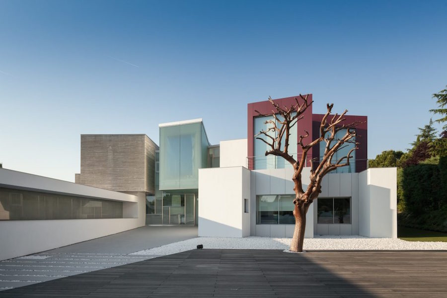 Superb Geometric House in Madrid1