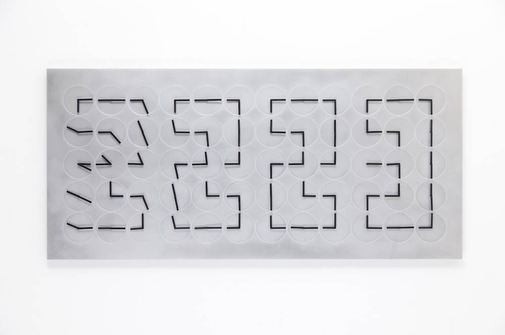 288 Analogue Clocks Installation – Fubiz Media