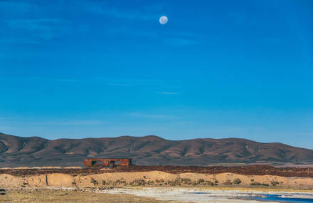 Unexpected Pictures of Lost Trains in Bolivia