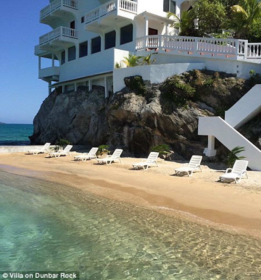 Gorgeous Pictures of the Dunbar Rock Villa in the Caribbean13