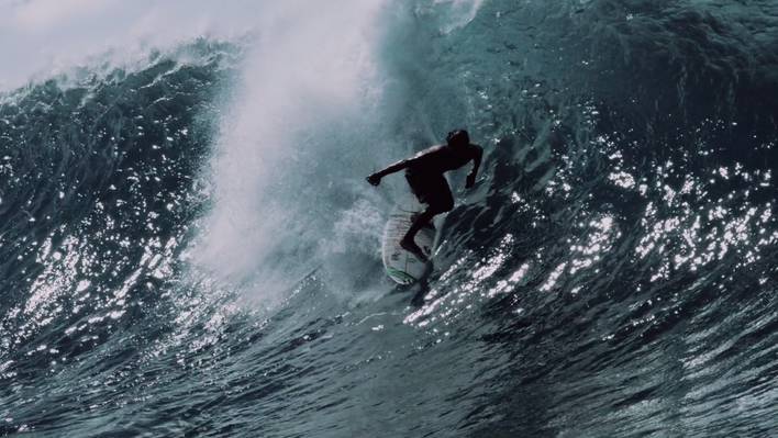 An Emotionnal Surfing Story