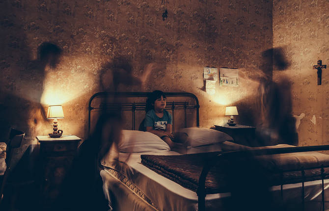 Children Scared by Ghosts Series