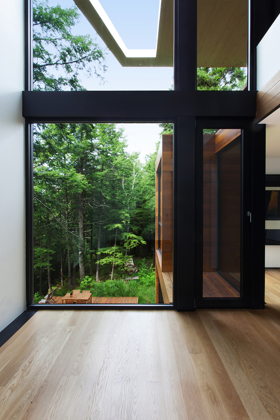 Geometrical and Original Sculptor's House in Canada-9