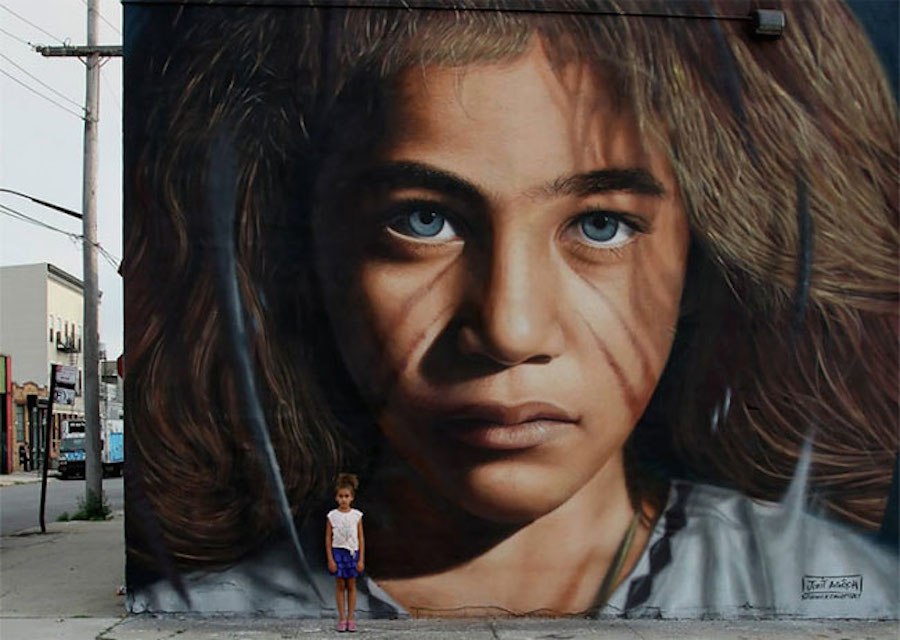 Giant Hyperrealistic Mural Portraits-0