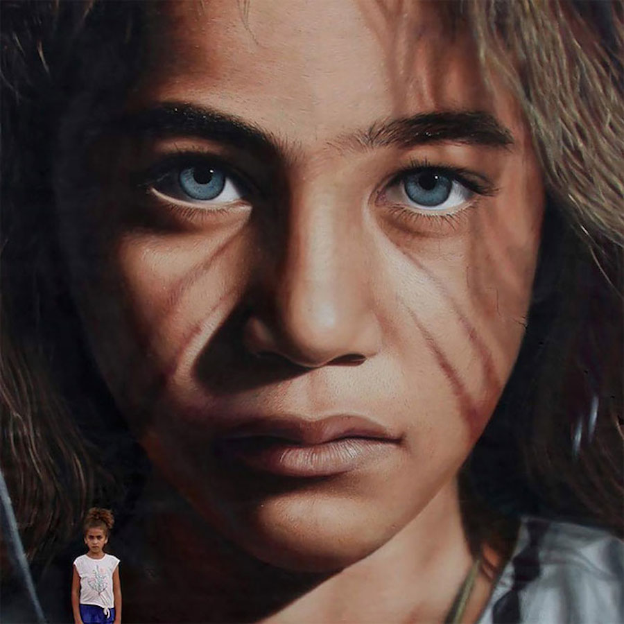 Giant Hyperrealistic Mural Portraits-1