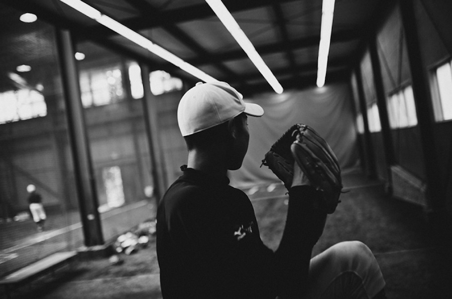 Intimate Black and White Pictures of a Baseball Team in Tokyo-17