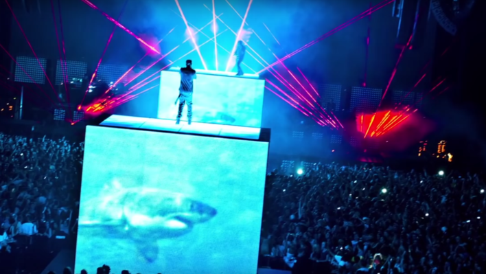 Kanye West : The Art Of Staging