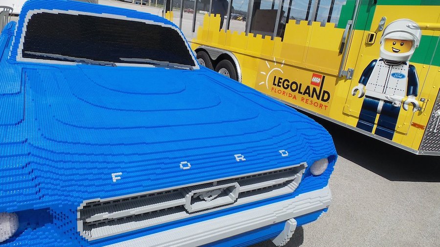 Life-Size LEGO Replica Ford Mustang-5