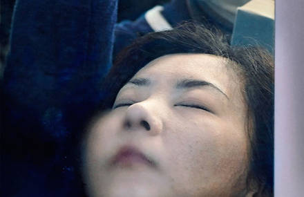 Photographs of Tokyo Commuters Stuck in the Subway
