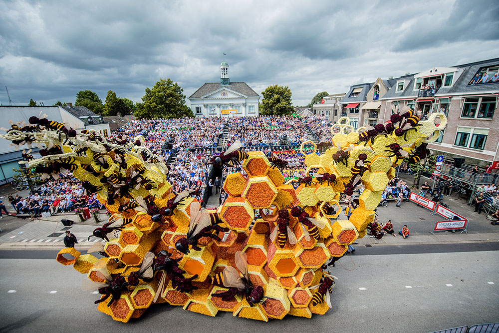 flowerparade1