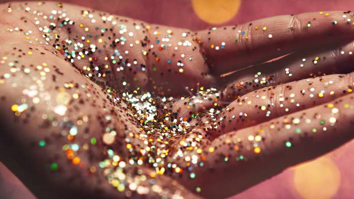 4000 Glitter Balloons Revive an Abandoned Casino