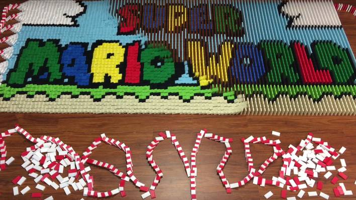 81 000 Falling Domino Recreate Super Mario