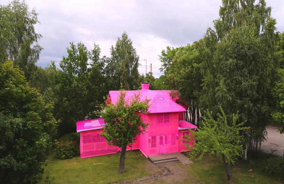 pinkcrochethouse2